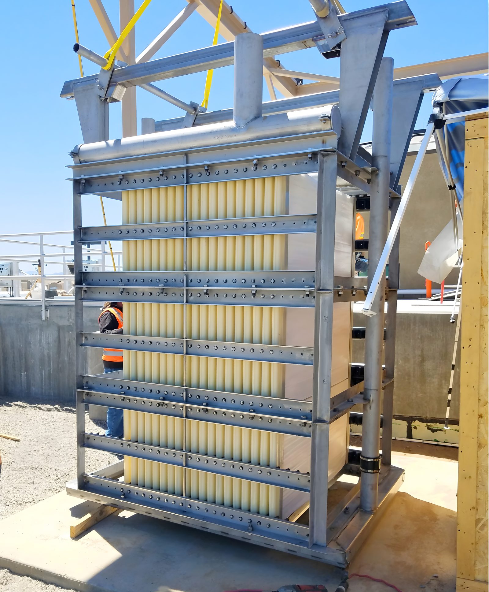 System supply and delivery equipment